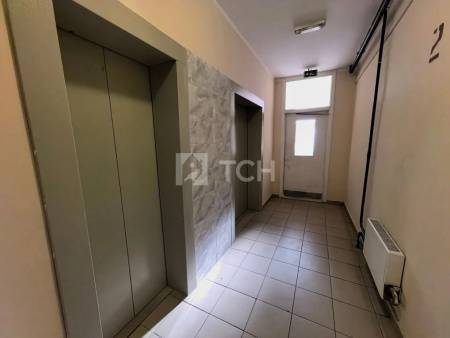 2-комн. квартира, посёлок городского типа Свердловский, Берёзовая улица, 2, #id2283390