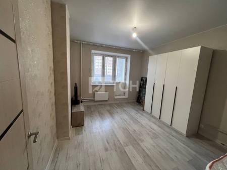 1-комн. квартира, посёлок городского типа Свердловский, улица Строителей, 12, #id1962374