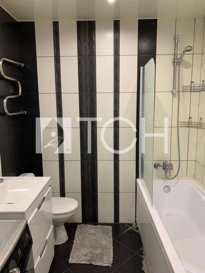 1-комн. квартира, Свердловский, ул Строителей, 2 #id278165