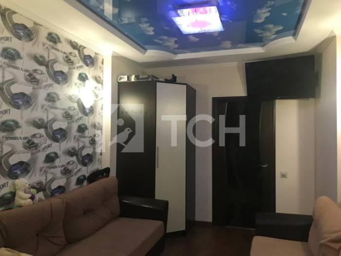 2-комн. Квартира, рабочий посёлок Свердловский, Берёзовая улица, 2, #id544628