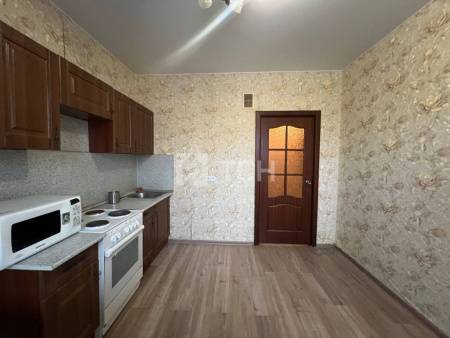 1-комн. квартира, посёлок городского типа Свердловский, Берёзовая улица, 4, #id1988110