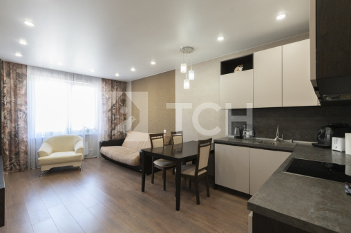 3-комн. Квартира, посёлок Мебельной Фабрики, Рассветная улица, 3, #id1605430