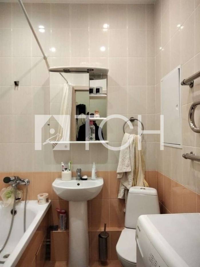 Квартира-студия, Свердловский, ул Строителей, 7 #id296925