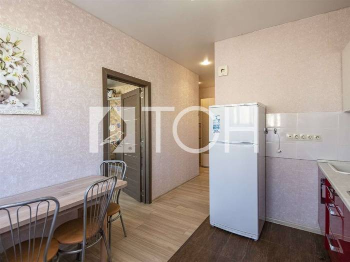 1-комн. квартира, Свердловский, ул Молодежная, 2 #id279406