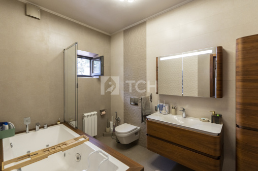 Дом, г.о. Пушкинский, коттеджный посёлок Новое Бортнево, Российская улица, #id1241435