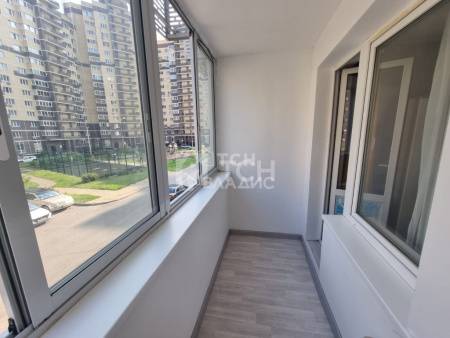 Квартира-студия, посёлок городского типа Свердловский, улица Строителей, 3, #id1990602