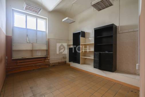 Коммерческая недвижимость, посёлок городского типа Свердловский, Центральная улица, 1, #id1978691