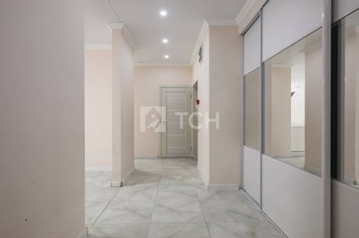 3-комн. квартира, посёлок городского типа Свердловский, Заречная улица, 10, #id1983722