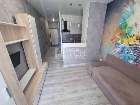 Квартира-студия, посёлок городского типа Свердловский, улица Строителей, 3, #id1990602