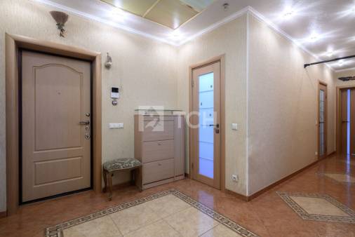 3-комн. квартира, Щёлково, Чкаловская улица, 10, #id2034172