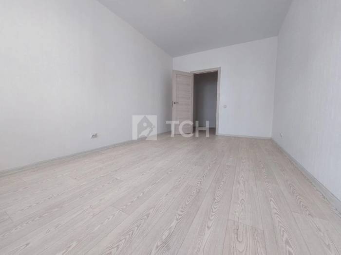 3-комн. квартира, село Тарасовка, 2, #id2206308