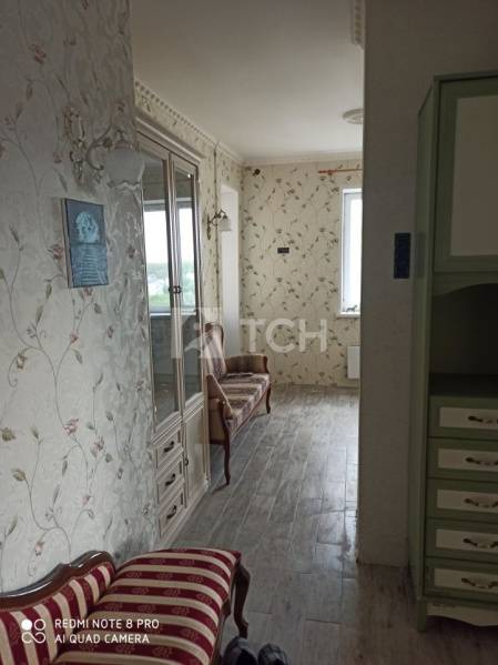 1-комн. квартира, посёлок городского типа Свердловский, Молодёжная улица, 1, #id1952409