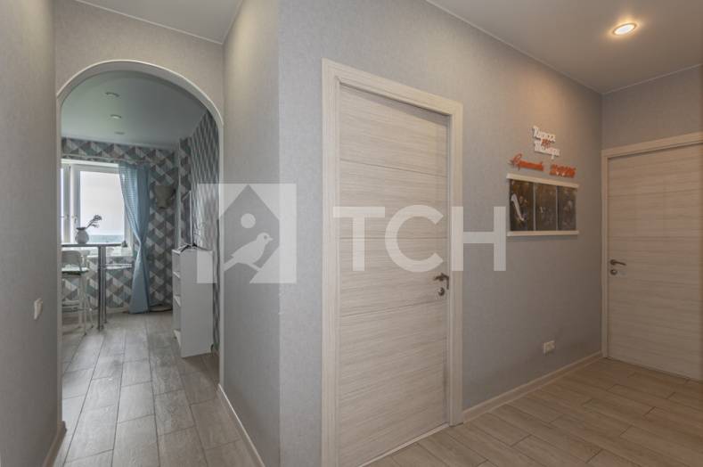 2-комн. Квартира, рабочий посёлок Свердловский, Берёзовая улица, 4, #id725685
