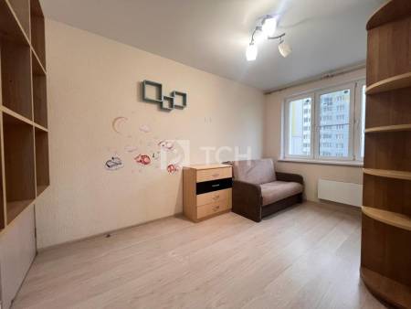 2-комн. квартира, посёлок городского типа Свердловский, Заречная улица, 16, #id1953759