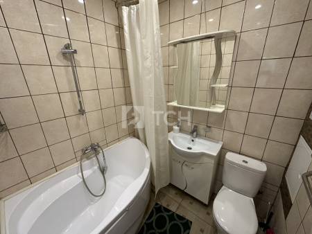 1-комн. квартира, посёлок городского типа Свердловский, Заречная улица, 7, #id1856431