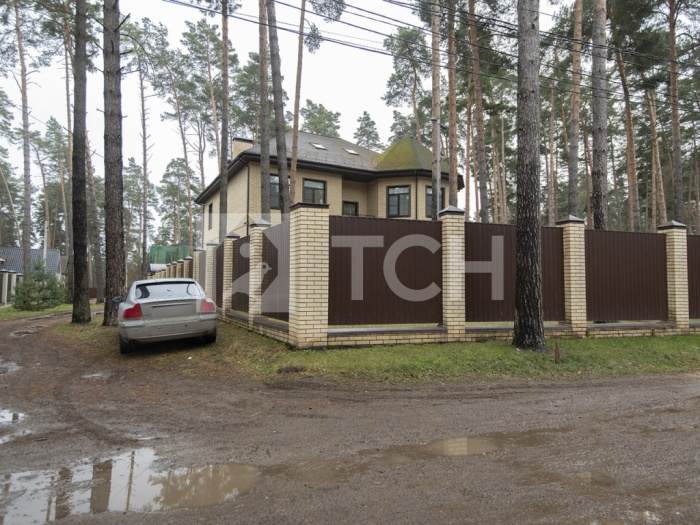 Дом, Раменский г.о., дачный посёлок Кратово, улица Гоголя, 64, #id359643