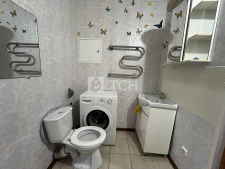 1-комн. квартира, посёлок городского типа Свердловский, улица Михаила Марченко, 8, #id2284468