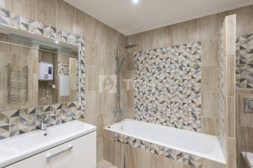 2-комн. квартира, Королёв, улица Тихонравова, 35к7, #id388033