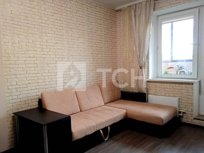 Квартира-студия, рабочий посёлок Свердловский, улица Строителей, 7, #id482634