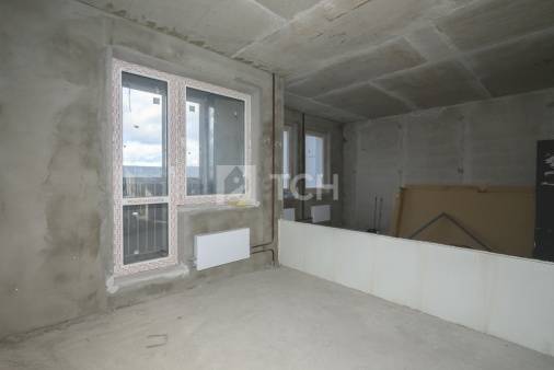 2-комн. квартира, посёлок городского типа Свердловский, улица Строителей, 3, #id1924697