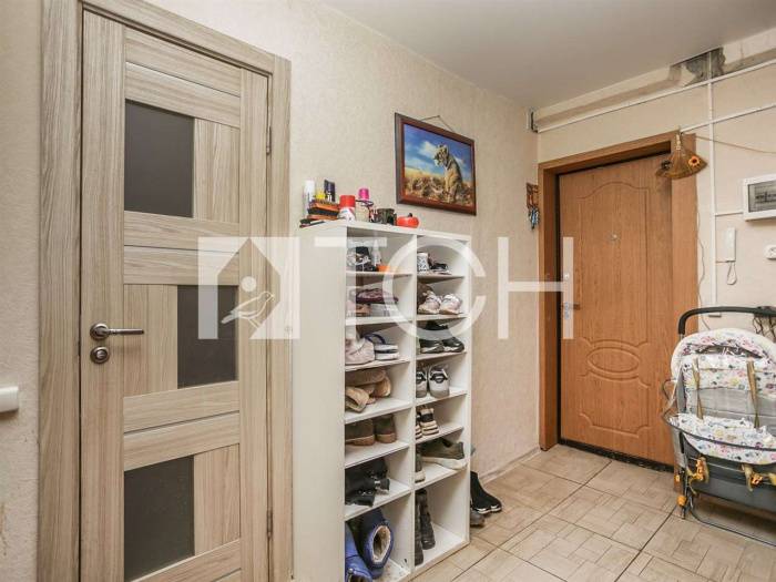 3-комн. квартира, Загорянский, ул Димитрова, 55 #id259608