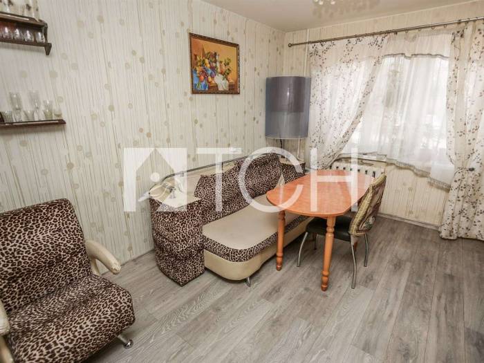 3-комн. квартира, Загорянский, ул Димитрова, 55 #id259608