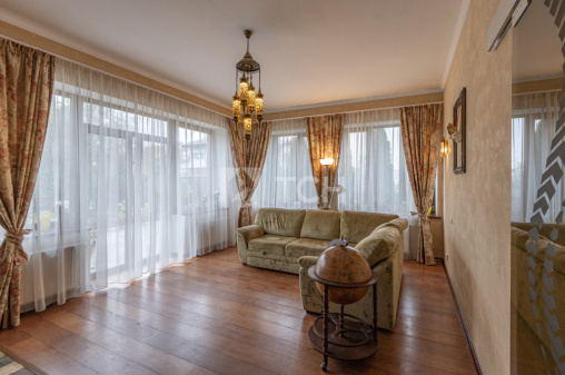 Дом, г.о. Истра, Дедовск, улица Дедово, 10, #id1713817