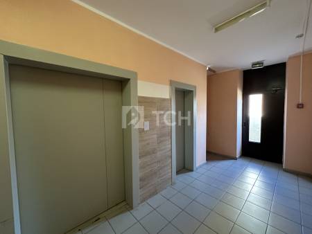 1-комн. квартира, посёлок городского типа Свердловский, Заречная улица, 7, #id1856431