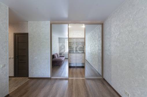 2-комн. квартира, рабочий посёлок Лесной, Школьная улица, 2А, #id1644035