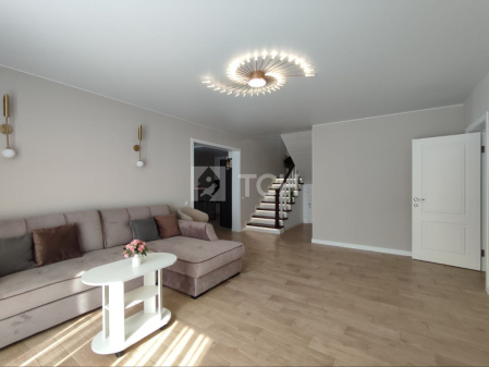 Дом, Богородский г.о., коттеджный посёлок Старокупавинский квартал, 10, #id1562844