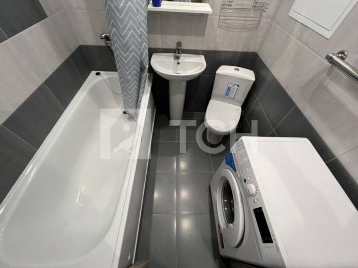 Квартира-студия, рабочий посёлок Свердловский, улица Строителей, 3, #id441580
