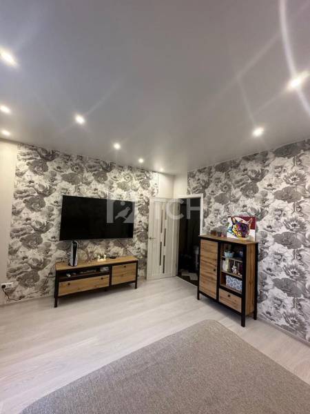 1-комн. квартира, посёлок городского типа Свердловский, Заречная улица, 13, #id1919697