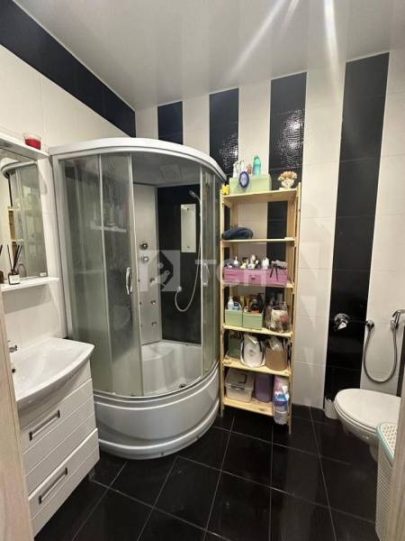 1-комн. квартира, посёлок городского типа Свердловский, Заречная улица, 13, #id1919697