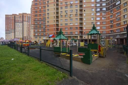 4-комн. квартира, Балашиха, Чистопольская улица, 30, #id1860349