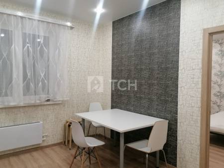 2-комн. квартира, посёлок городского типа Свердловский, Заречная улица, 9, #id1962971