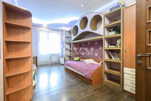 3-комн. квартира, Ивантеевка, улица Толмачёва, 1/2, #id1930380