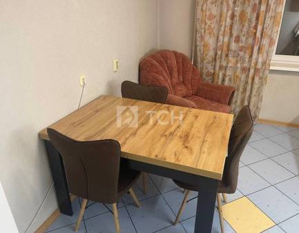 2-комн. квартира, Ивантеевка, Хлебозаводская улица, 8, #id1350286