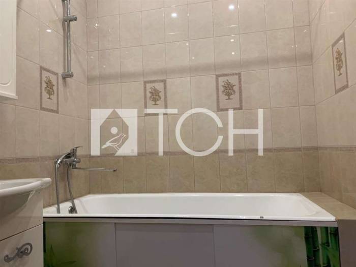 2-комн. квартира, Свердловский, ул Строителей, 20 #id293130