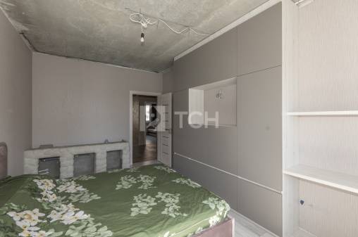 3-комн. квартира, посёлок городского типа Свердловский, улица Строителей, 6, #id1602102