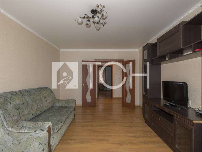 3-комн. квартира, Свердловский, ул Заводская, 3 #id258344