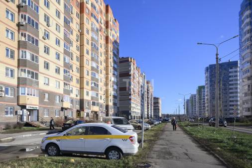 1-комн. квартира, посёлок городского типа Свердловский, Заречная улица, 7, #id1856431