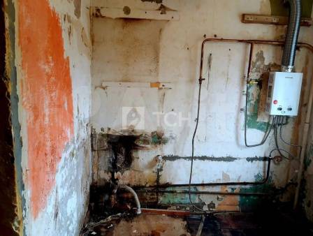 2-комн. квартира, посёлок городского типа Свердловский, Набережная улица, 4А, #id1876500