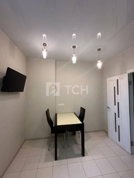 1-комн. квартира, посёлок городского типа Свердловский, Заречная улица, 13, #id1919697