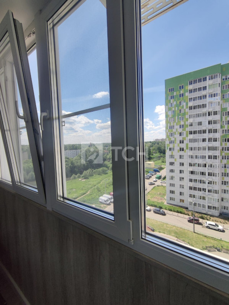 Квартира-студия, посёлок городского типа Свердловский, Заречная улица, 14, #id1273169