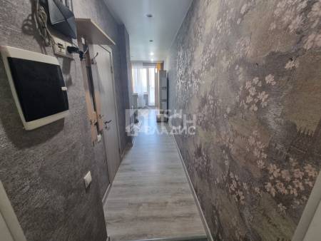 Квартира-студия, посёлок городского типа Свердловский, улица Строителей, 3, #id1990602