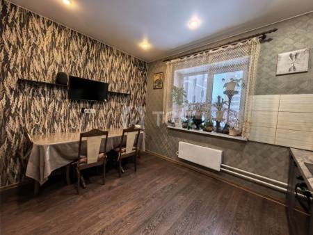 2-комн. квартира, посёлок городского типа Биокомбината, 17Б, #id1876339