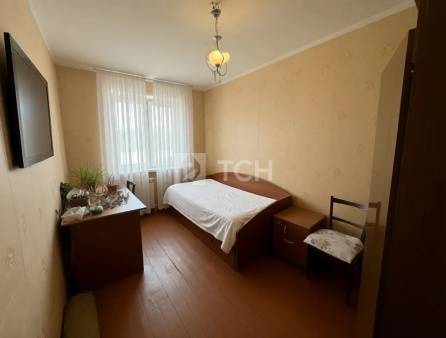2-комн. квартира, деревня Корпуса, Санаторская улица, 6, #id2094666