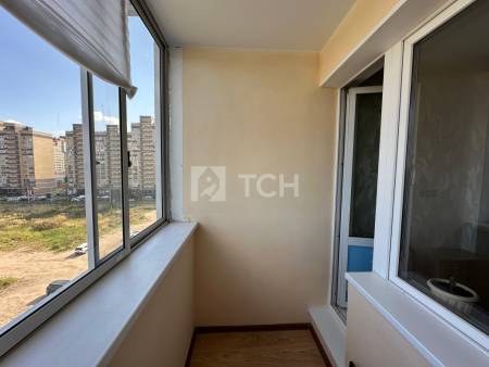 1-комн. квартира, посёлок городского типа Свердловский, улица Строителей, 9, #id1787844