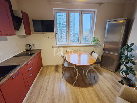 2-комн. квартира, Ивантеевка, Заводская улица, 12А, #id1862639