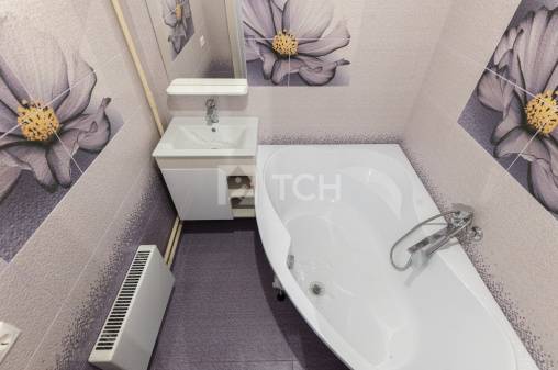 3-комн. квартира, посёлок городского типа Свердловский, улица Строителей, 6, #id1602102